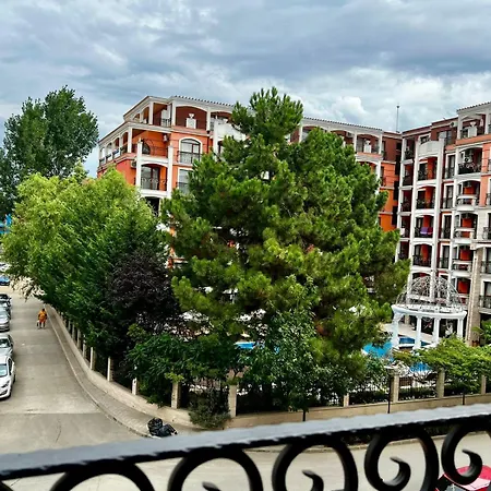 роял сън премиум Apartment *