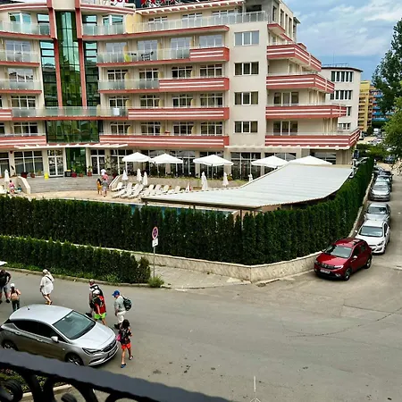 Apartment роял сън премиум *